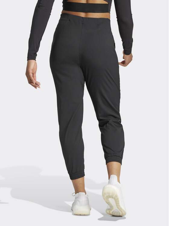 adidas adidas Pantaloni da tuta Train Essentials Minimal IJ5923 Nero Regular Fit