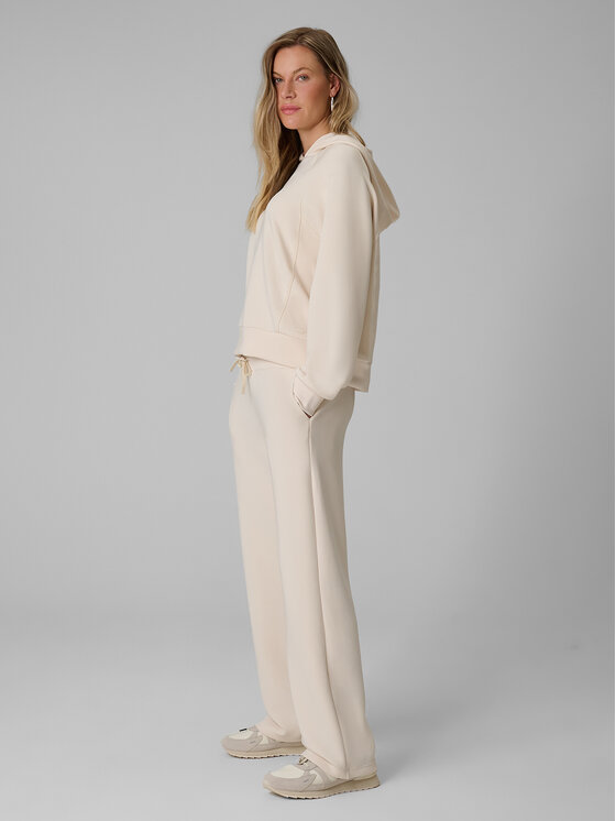4F 4F Spodnie dresowe COSY Kremowy Regular Fit
