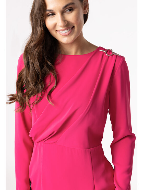 QUIOSQUE QUIOSQUE Každodenné šaty Quiosque 4RR002501 Ružová Regular Fit