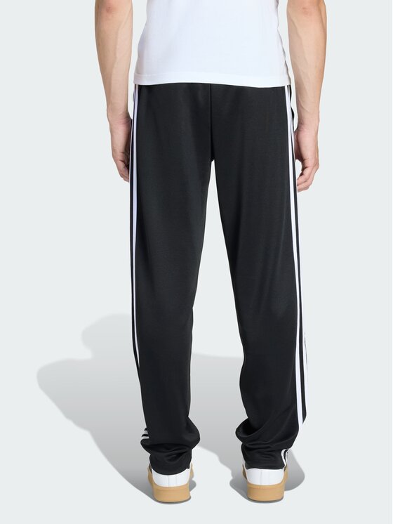 adidas adidas Spodnie dresowe 159297 Czarny Regular Fit