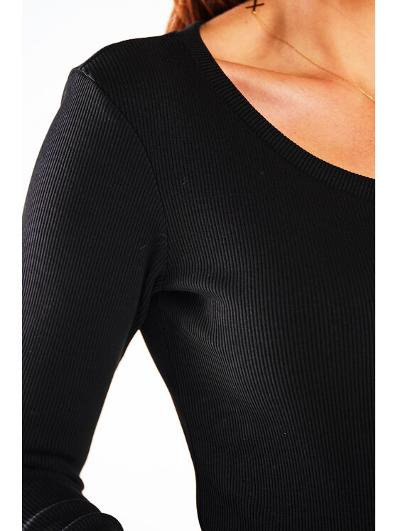 Infinite You Infinite You Body M287 Čierna Basic Fit