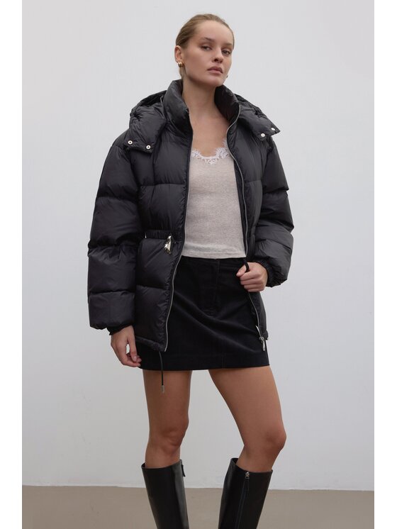 Estro Estro Μπουφάν πουπουλένιο ER00118491 Μαύρο Loose Fit