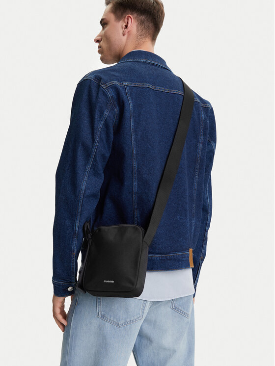 Calvin Klein Calvin Klein Τσαντάκι Ck Ease Reporter S K50K512886 Μαύρο