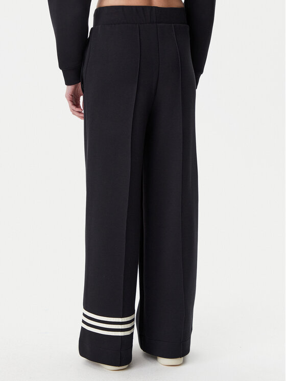 adidas adidas Sporta bikses adicolor Neuclassics JI8516 Melns Loose Fit