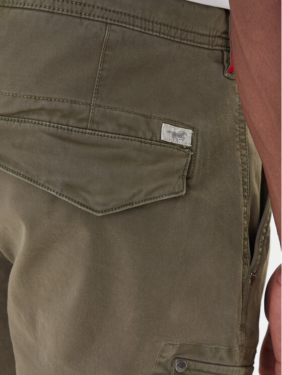 Mustang Mustang Pantaloni di tessuto Daytona 1016826 Verde Slim Fit