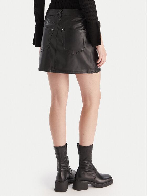 Calvin Klein Jeans Calvin Klein Jeans Rock aus Kunstleder LV044D622G Schwarz Regular Fit