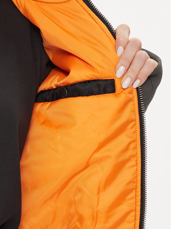 Alpha Industries Alpha Industries Μπόμπερ μπουφάν MA-1 Cyber 108008 Μαύρο Regular Fit