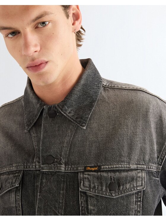 Wrangler Wrangler Kurtka jeansowa ANTI FIT TRUCKER JACKET Szary Regular Fit
