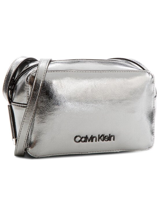 Frame camera 2025 bag calvin klein