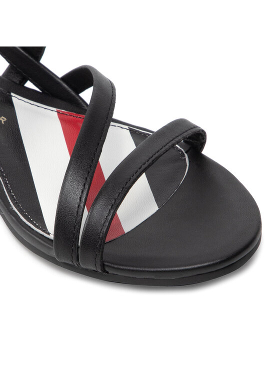 Tommy Hilfiger Tommy Hilfiger Sandalen Strappy Flat Sandal FW0FW06480 Schwarz