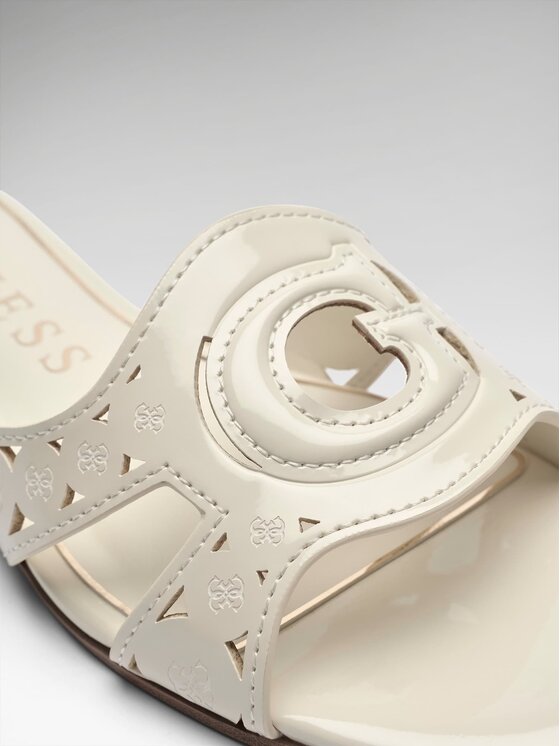 Guess Guess Παντόφλες FLJCIE PAF03 Κρεμ