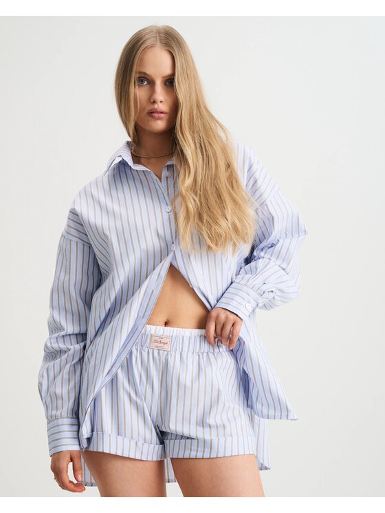 Le Songe Le Songe Szorty materiałowe JENNY Niebieski jasny Basic Fit