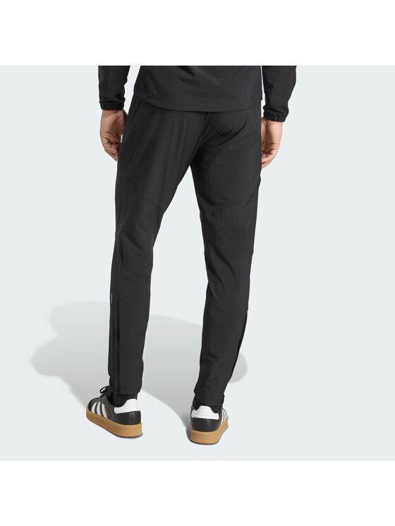 adidas adidas Spodnie dresowe Performance Liverpool FC Tiro 25 Competition Czarny Regular Fit