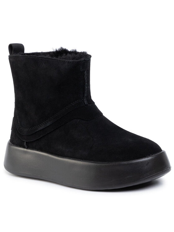 ugg boom boot