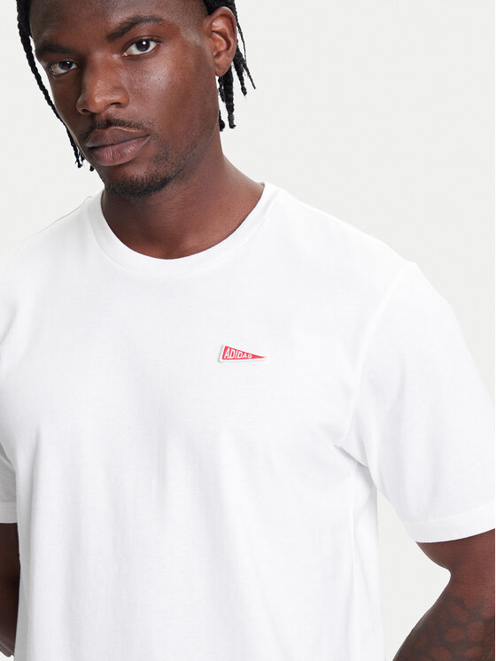 adidas adidas T-Shirt Pennant Trim Graphic JL9226 Bílá Regular Fit