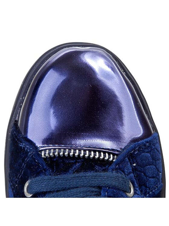 Guess Guess Laisvalaikio batai Rizel2 FL4RI2 FAP12 Tamsiai mėlyna