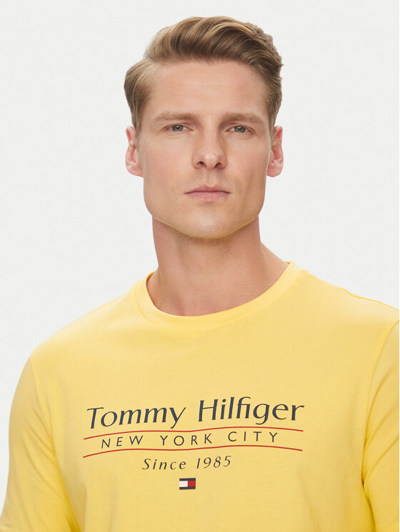 Tommy Hilfiger Tommy Hilfiger T-shirt Center Stack MW0MW38621 Žuta Regular Fit