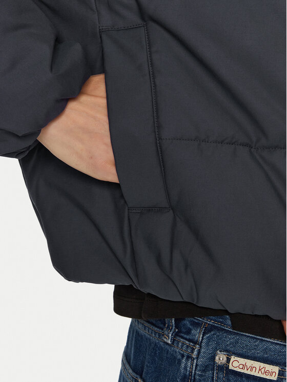 Calvin Klein Jeans Calvin Klein Jeans Žieminė striukė Aviator J20J224121 Juoda Relaxed Fit
