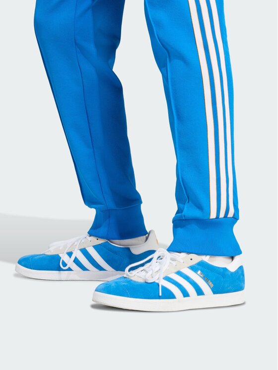 adidas adidas Spodnie dresowe Originals Real Madrid Niebieski jasny Slim Fit