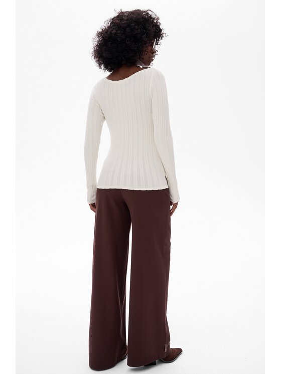 blue shadow blue shadow Sweter Agi Écru Regular Fit