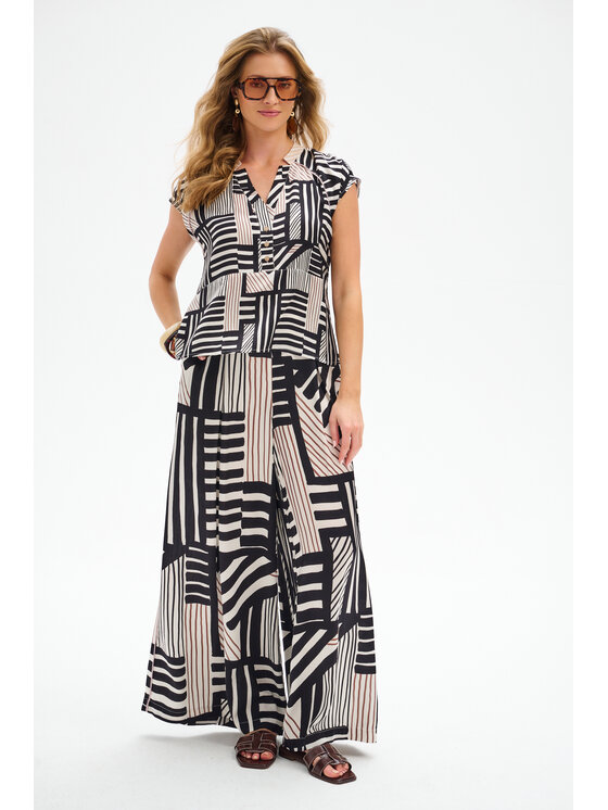 blue shadow blue shadow Spodnie materiałowe Softly Czarny Regular Fit