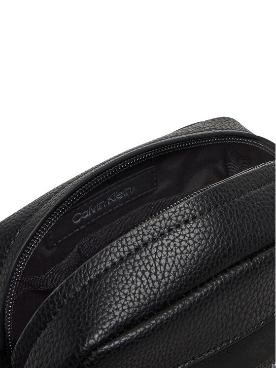Calvin Klein Calvin Klein Плоска сумка Ck Must Reporter S K50K512882 Чорний