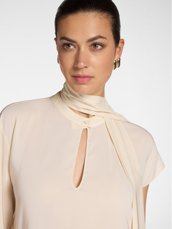 Elena Mirò Elena Mirò Bluzka 2000Z000043N002 Kremowy Regular Fit