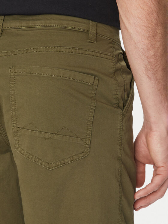 Blend Blend Jeansshorts 20718399 Grün Regular Fit