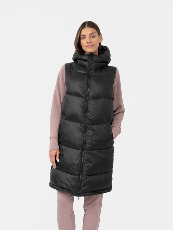 4F 4F Varrukateta jakk 4FAW23TVESF074 Must Regular Fit