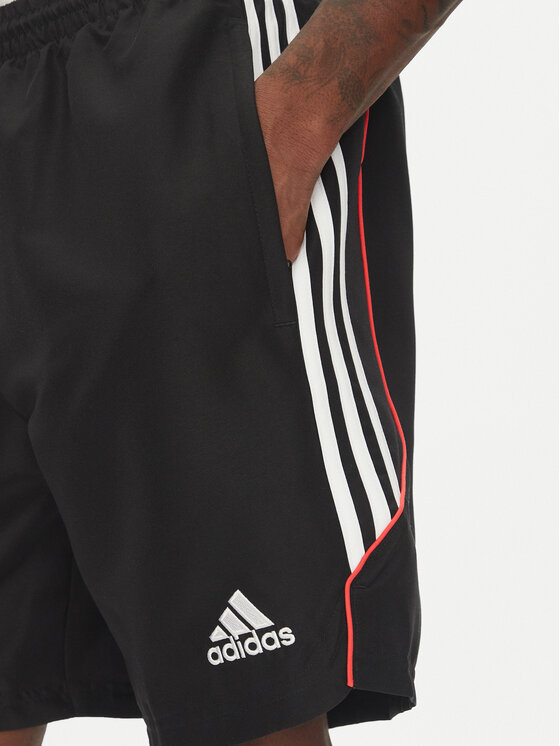 adidas adidas Športové kraťasy Juventus UBP JF0454 Čierna Regular Fit