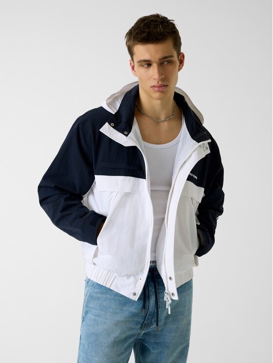 Guess Jeans Guess Jeans Bunda pro přechodné období 181624 Modrá Classic Fit