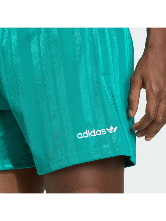 adidas adidas Szorty sportowe 169205 Zielony Loose Fit