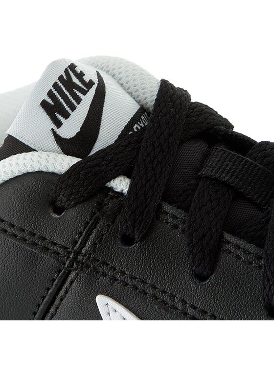 Nike Nike Sneakersy Court Royale 749747 010 Čierna