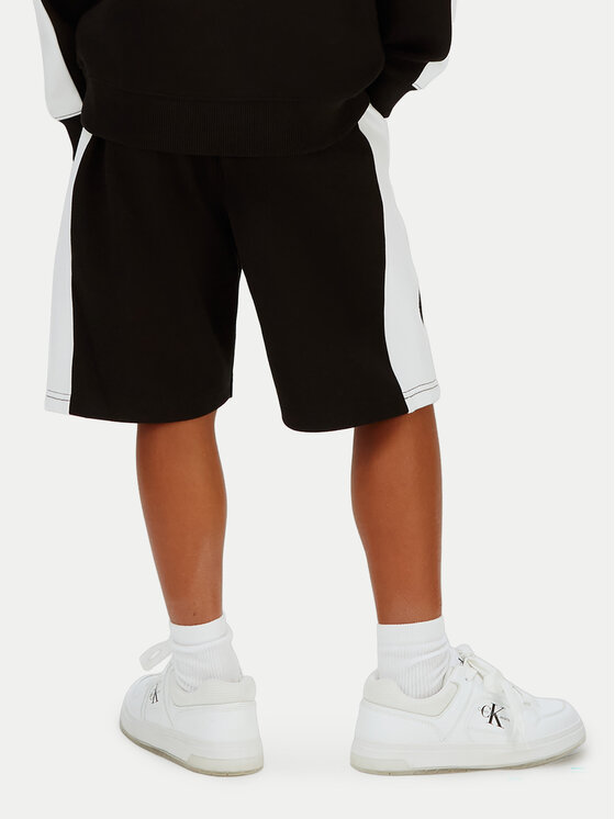 Calvin Klein Jeans Calvin Klein Jeans Pantaloni scurți sport LVCKSJC28B Negru Relaxed Fit