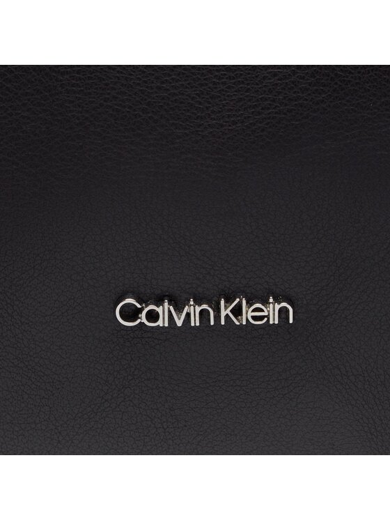Calvin Klein Calvin Klein Сумка Gracie K60K611661 Чорний