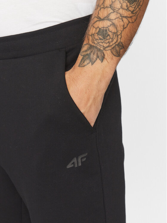 4F 4F Jogginghose 4FAW23TTROM447 Schwarz Regular Fit