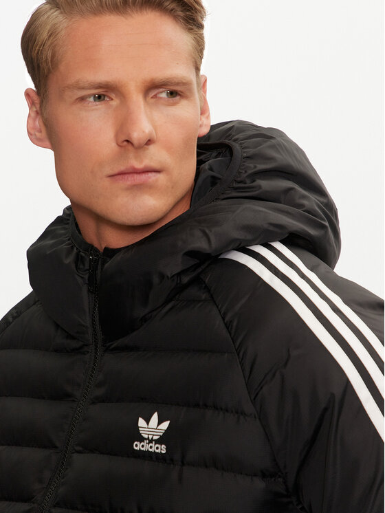 adidas adidas Зимно яке IZ1842 Черен Regular Fit