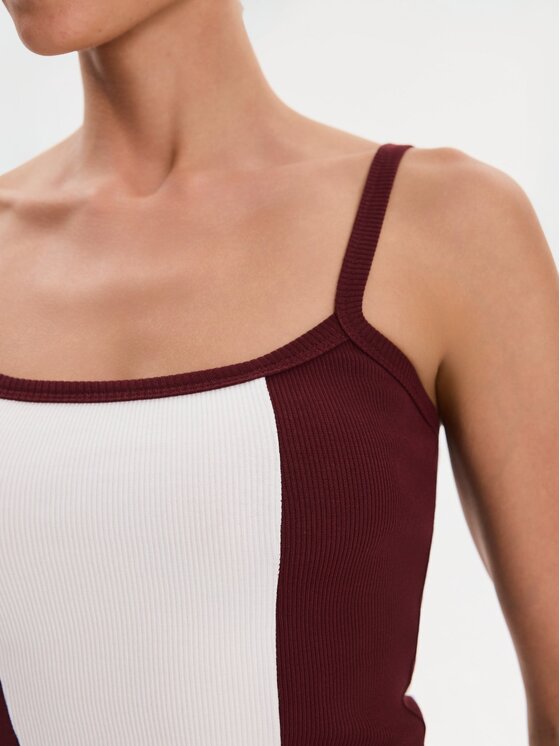 Nudyess Nudyess Top Alex z prążka Bordowy Slim Fit