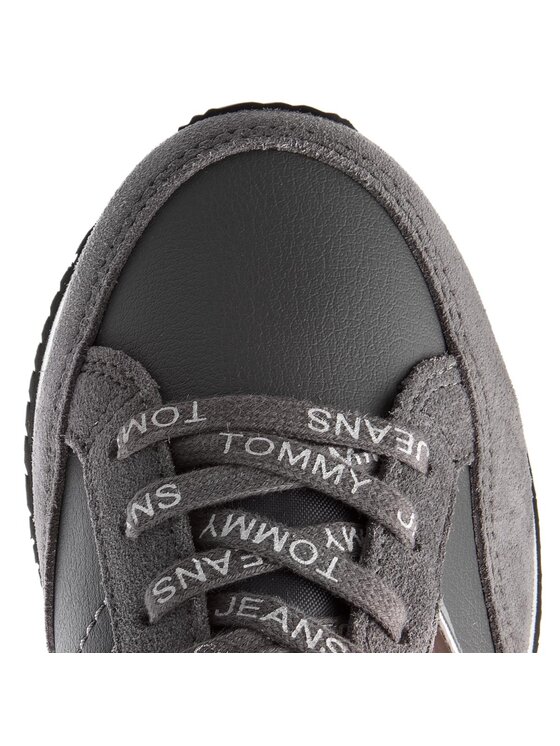 Tommy Jeans Tommy Jeans Laisvalaikio batai Casual Retro Sneaker EN0EN00317 Pilka