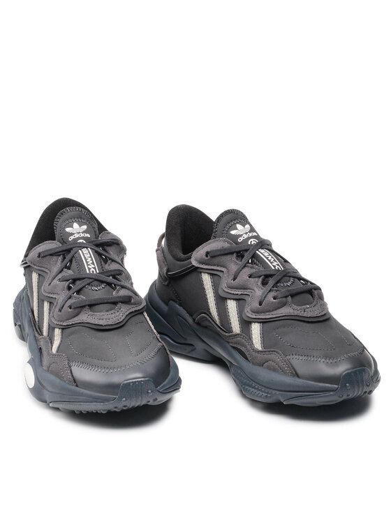 Black men's ozweego sneakers by adidas with fabric inserts - ADIDAS -  Pavidas