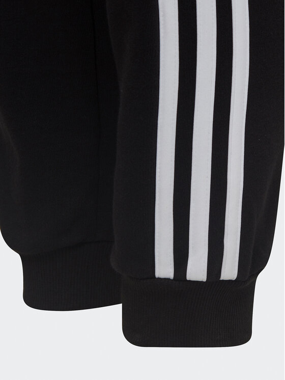 adidas adidas Долнище анцуг adidas Essential 3-Stripes Joggers H65796 Черен Regular Fit