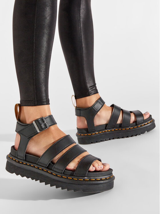Dr. Martens Dr. Martens Basutės V Blaire 23806001 Juoda