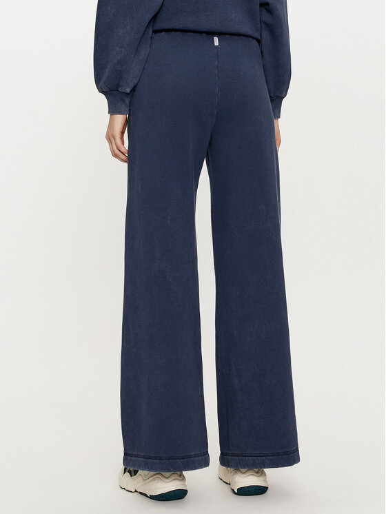Deha Deha Spodnie dresowe C12175 Granatowy Relaxed Fit