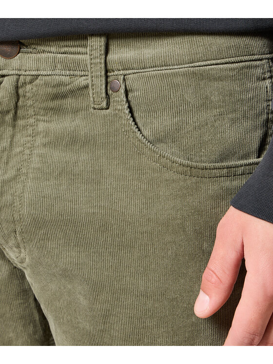 Wrangler Wrangler Pantaloni di tessuto 112356861 Verde Regular Fit