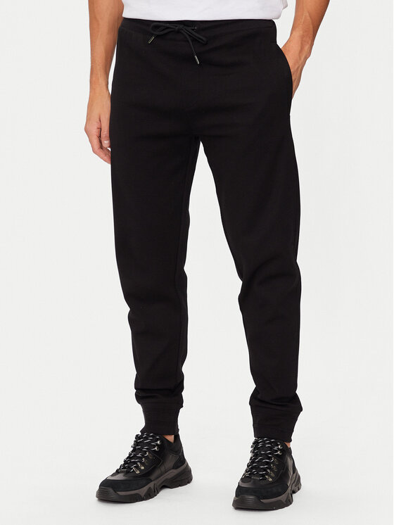 Boss Teplákové nohavice 50528825 Čierna Regular Fit
