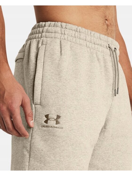 Under Armour Under Armour Szorty materiałowe 1380377-203 Beżowy Regular Fit