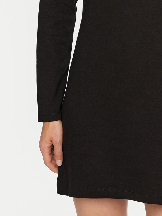 Guess Guess Vsakodnevna obleka V4BK00 KCHQ1 Črna Regular Fit