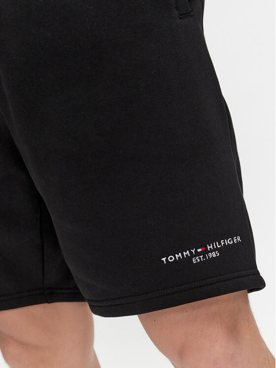 Tommy Hilfiger Tommy Hilfiger Szorty sportowe Logo MW0MW34201 Czarny Regular Fit