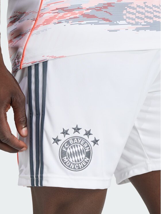 adidas adidas Szorty sportowe 154265 Biały Regular Fit