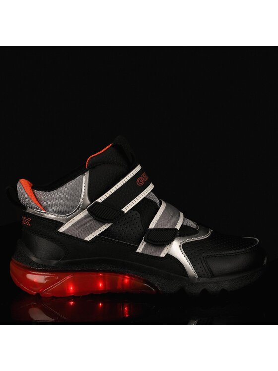 Geox Geox Sneakersy J Ciberdron Boy J36LBA 0BUCE C0038 D Čierna
